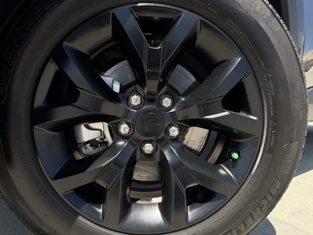 Used 2025 Gray Toyota LE image 9