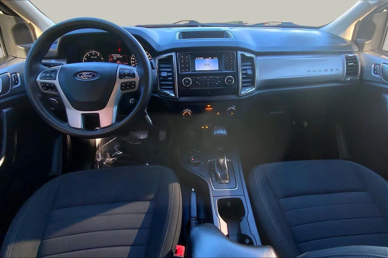 Certified Used 2019 Blue Ford XLT image 16