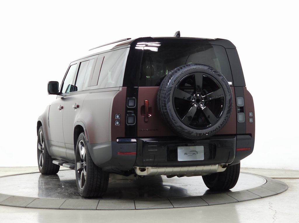 2026 LAND ROVER DEFENDER - Image 2