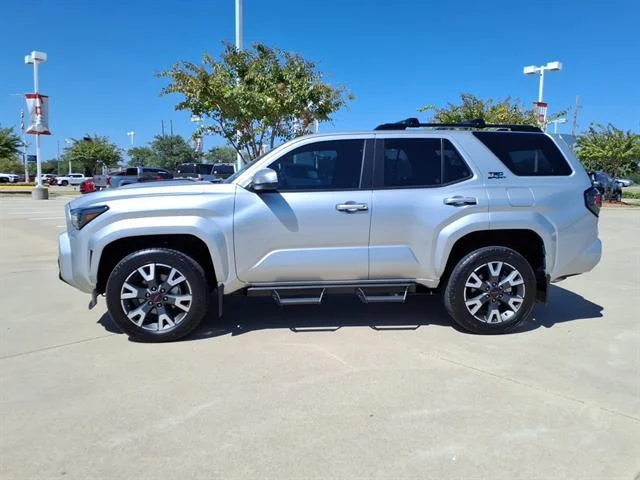 Certified Used 2025 CUTTING EDGE Toyota  image 24