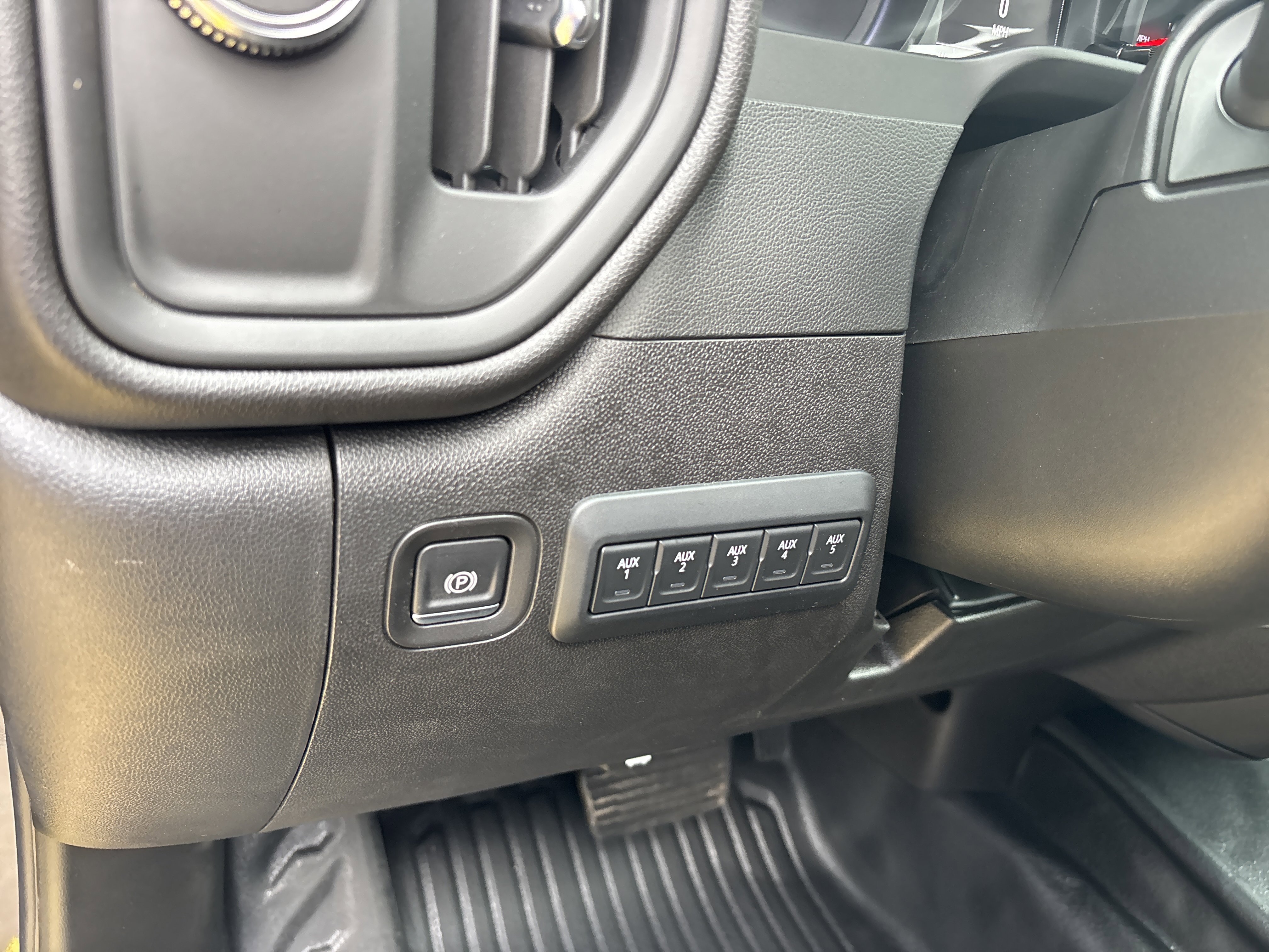 2026 GMC Sierra 3500HD Pro - Photo 23