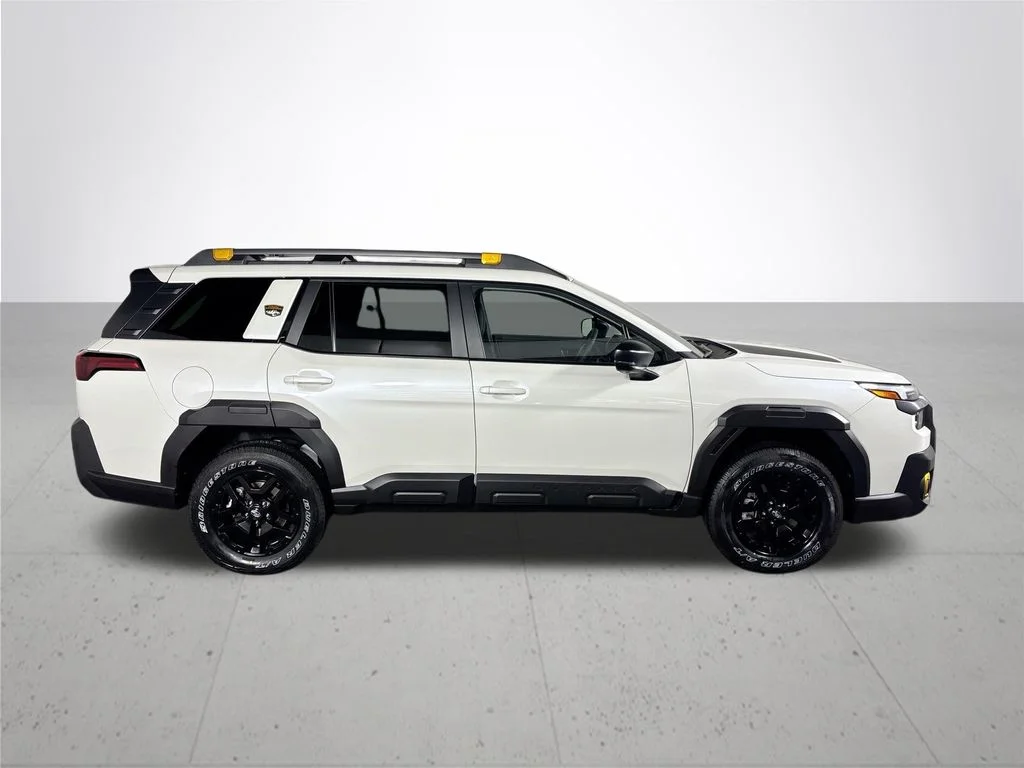 New 2026 CRYSTAL WHITE PEARL Subaru Wilderness image 5