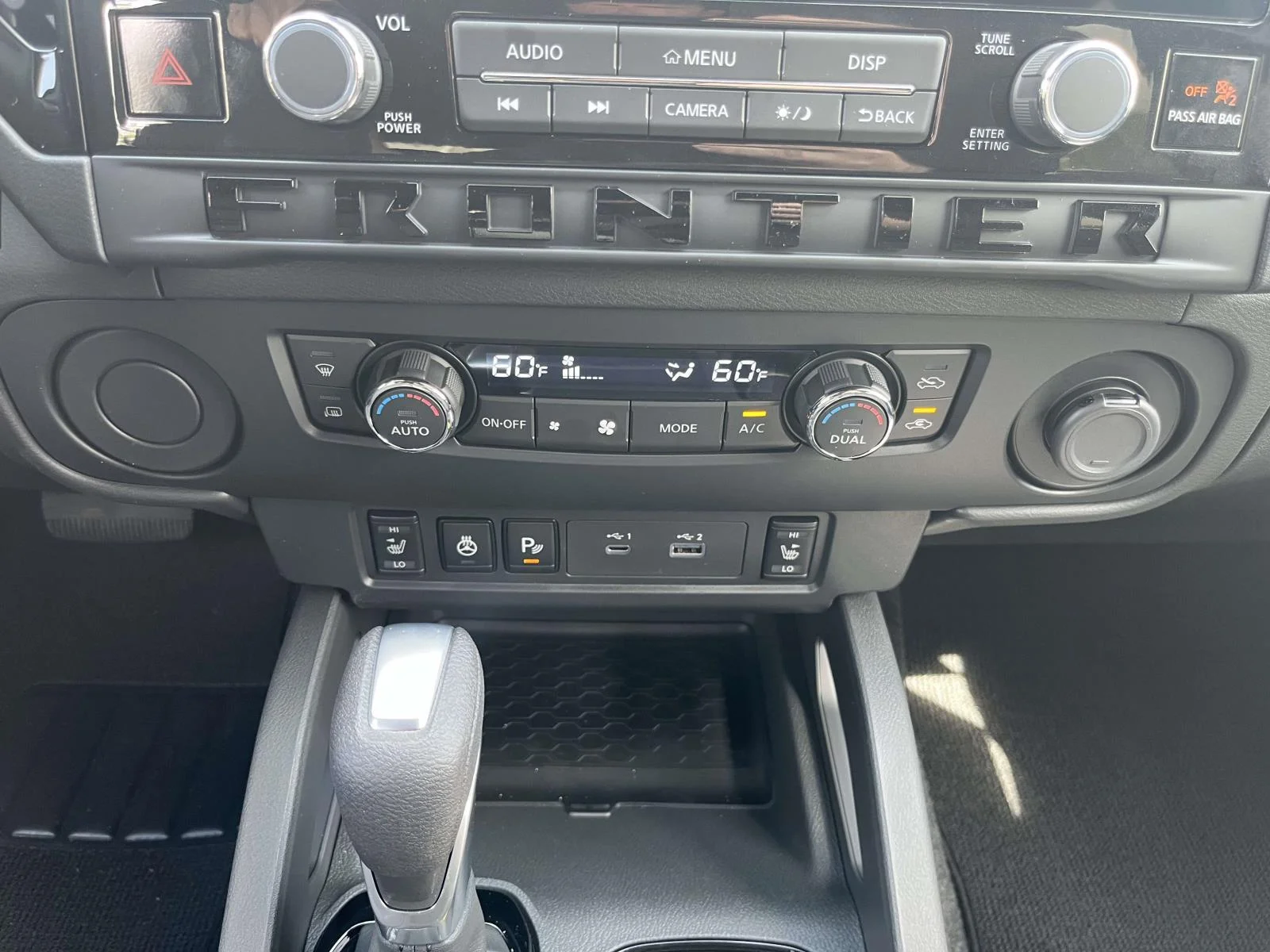 New 2026 Boulder Gray Pearl Nissan Crew Cab SV image 19