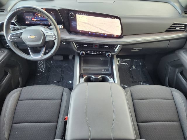 Used 2025 Summit White Chevrolet LS image 26