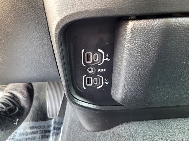 Used 2022 White Ram Big Horn image 17