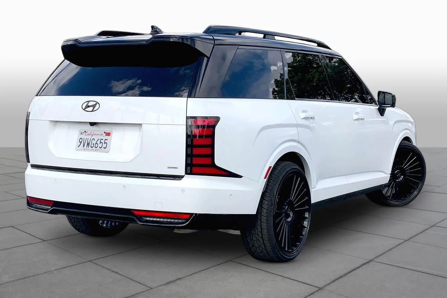 Used 2026 Creamy White Pearl Hyundai Calligraphy image 12