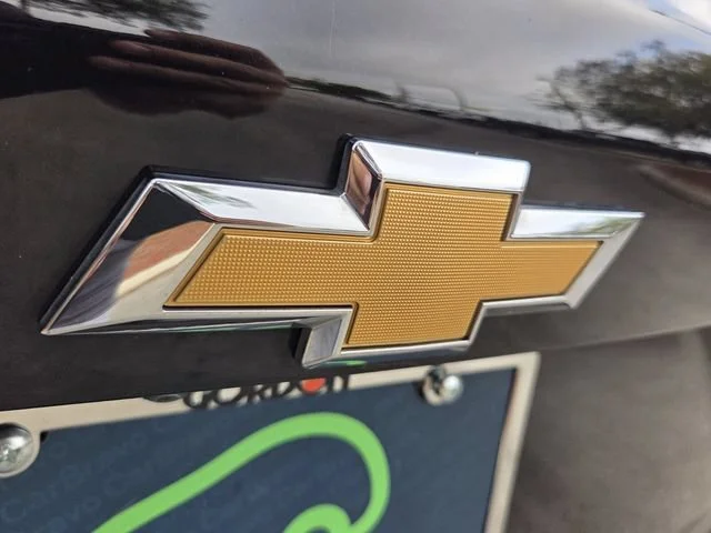 Certified Used 2025 Mosaic Black Metallic Chevrolet LT image 18