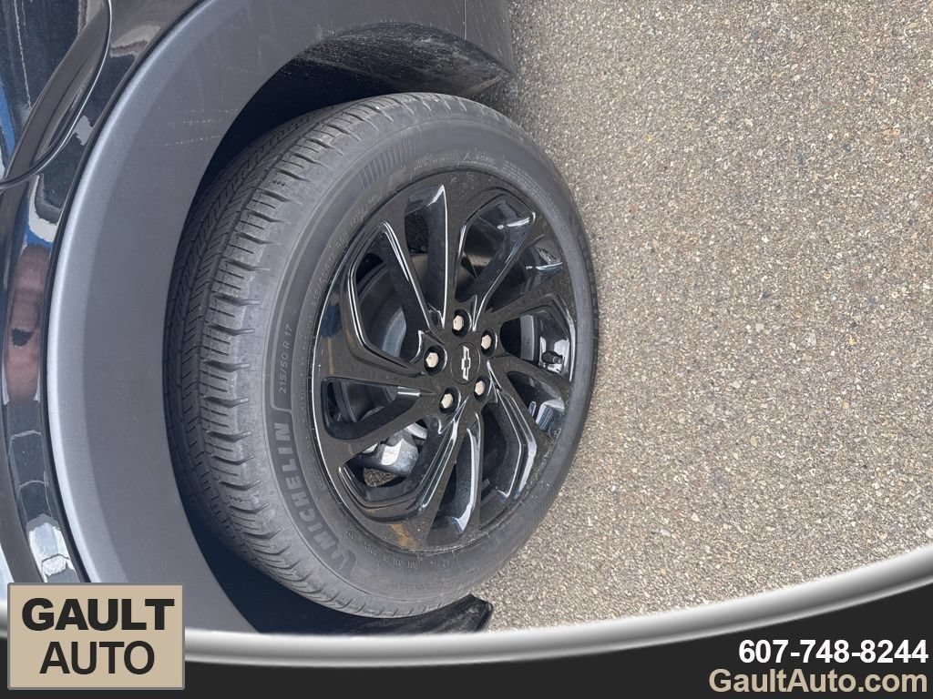 2027 Chevrolet Bolt RS - Photo 9