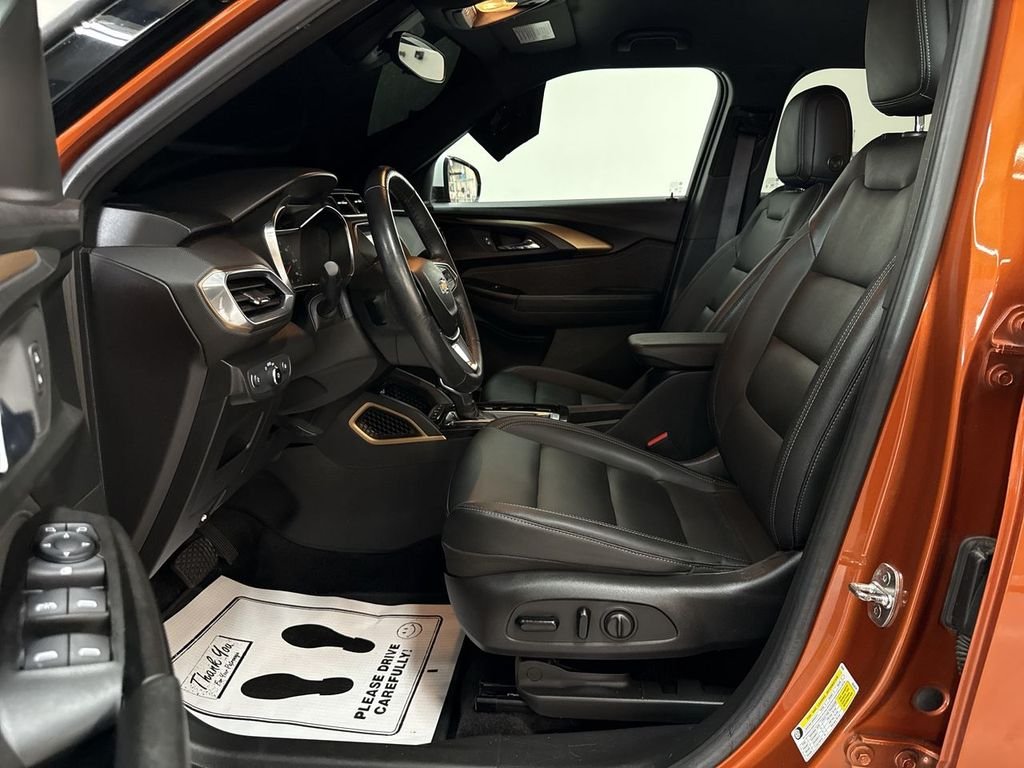 Used 2022 Orange Metallic Chevrolet ACTIV image 12