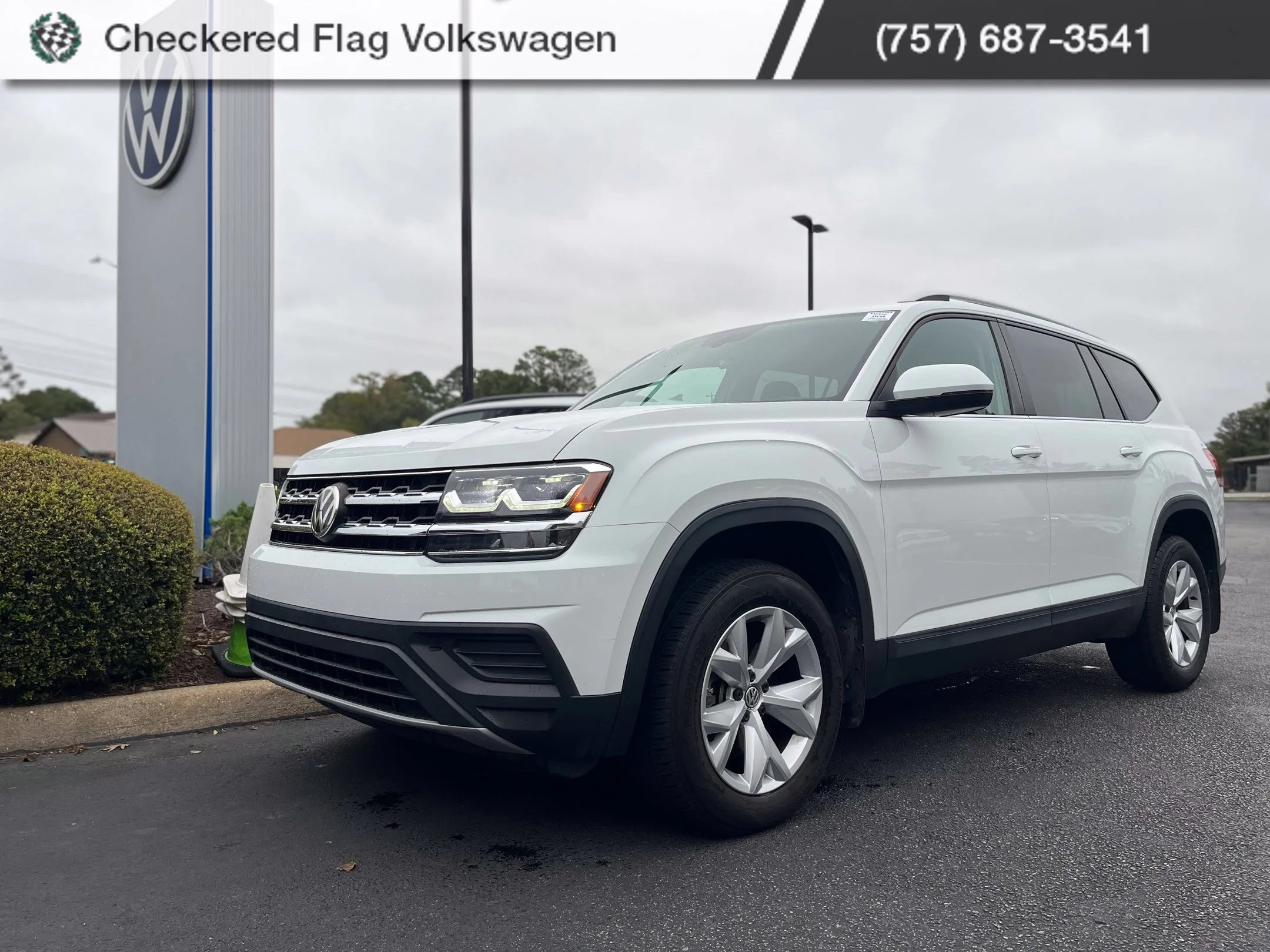 Used 2019 Pure White Volkswagen 2.0T S image 1