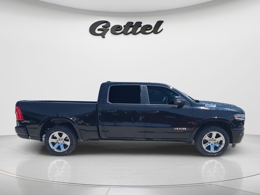 New 2026 Diamond Black Crystal Pearl-Coat Exterior Paint RAM Big Horn/Lone Star image 4