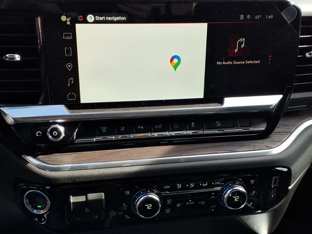 New 2026 Summit White GMC SLT image 3