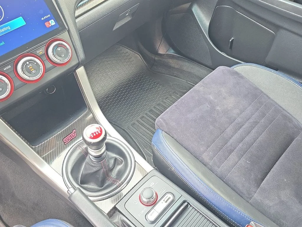 2015 Subaru WRX STI Launch Edition - Photo 20