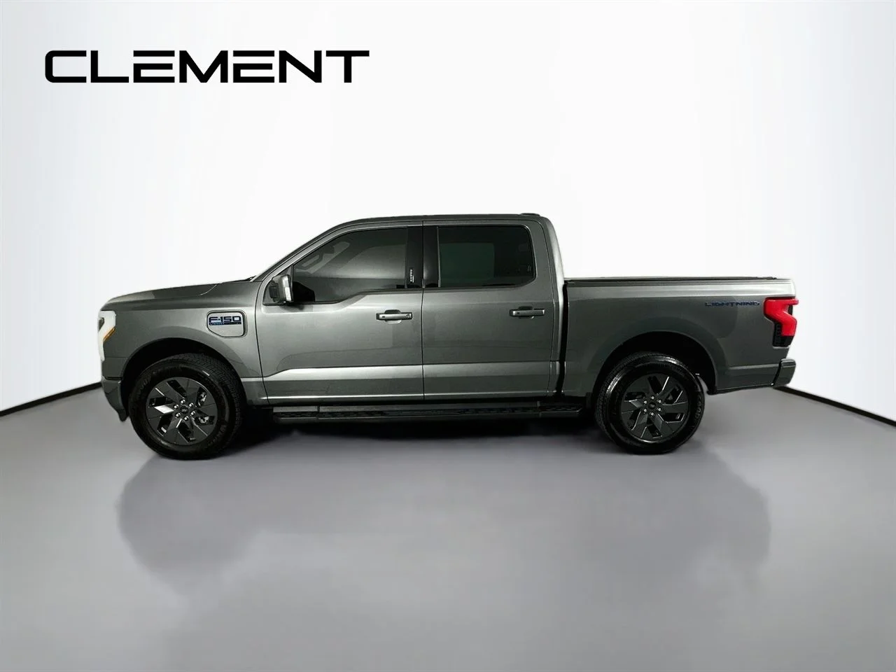 Used 2025 Gray Ford Lariat image 6