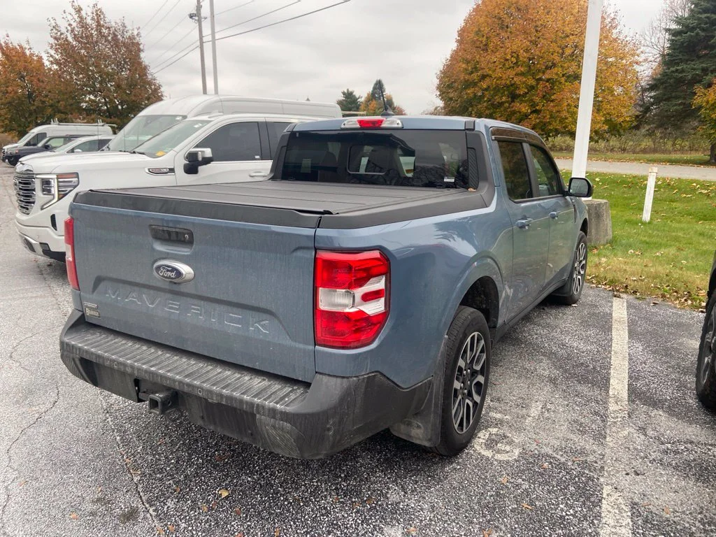 Used 2024 Azure Gray Metallic Ford Lariat image 5