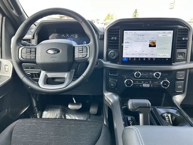 New 2026 Iconic Silver Metallic FORD XLT image 2