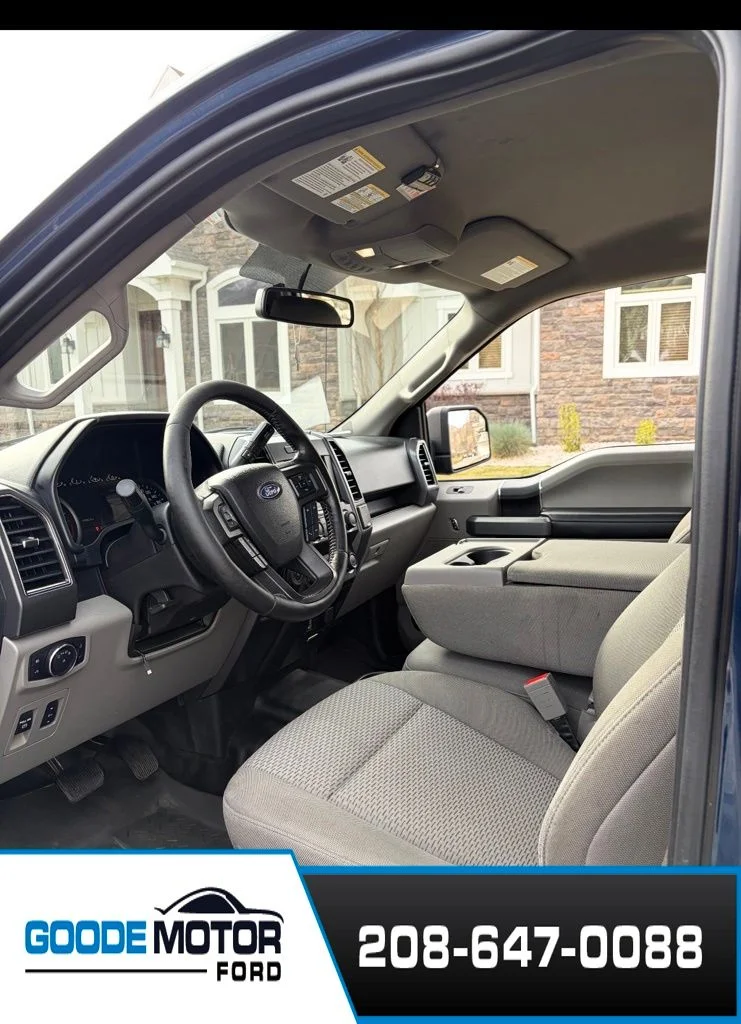 Used 2018 Blue Ford XLT image 9