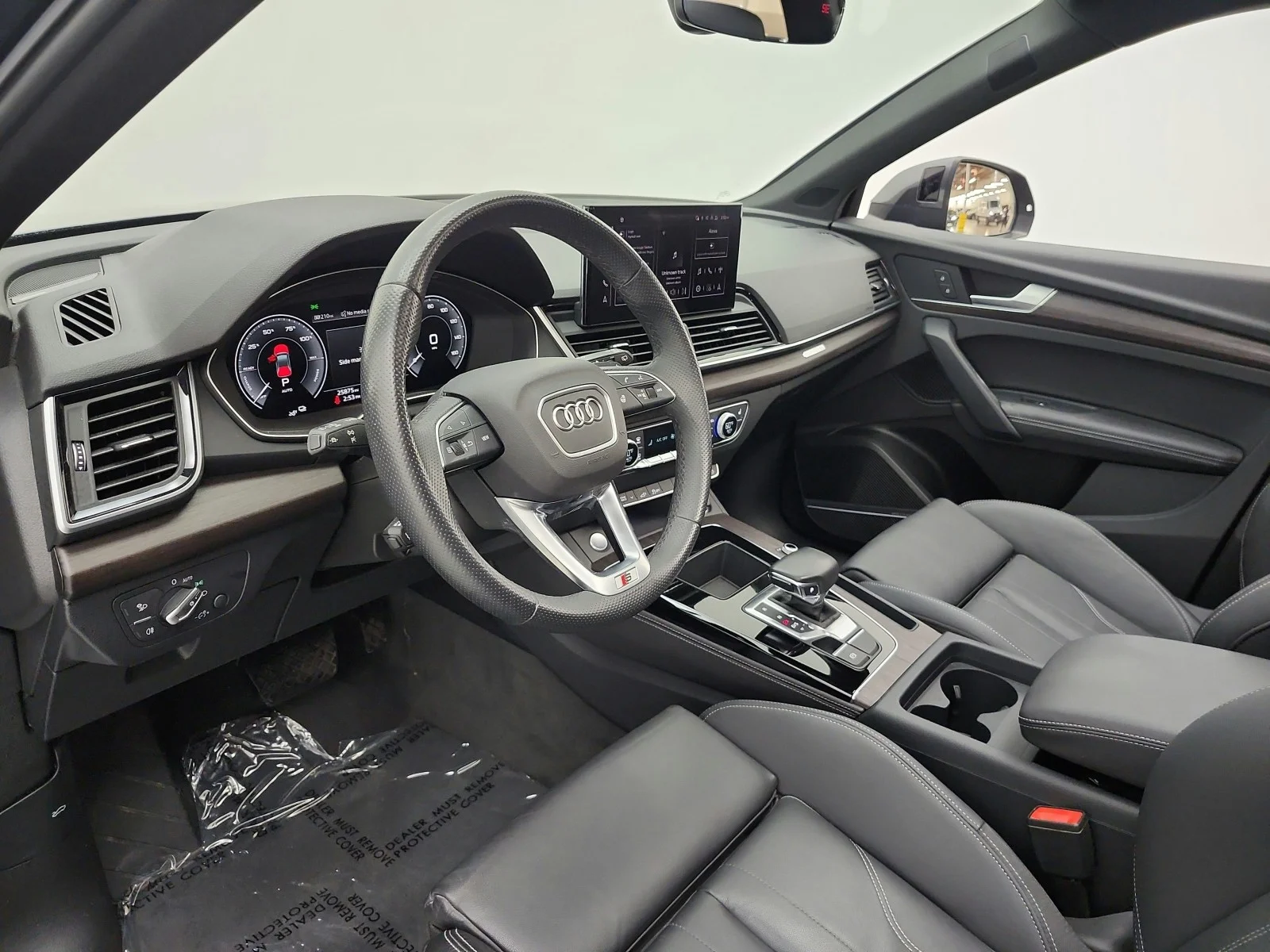 Used 2024 Daytona Gray Pearl Effect Audi S line Premium Plus image 12