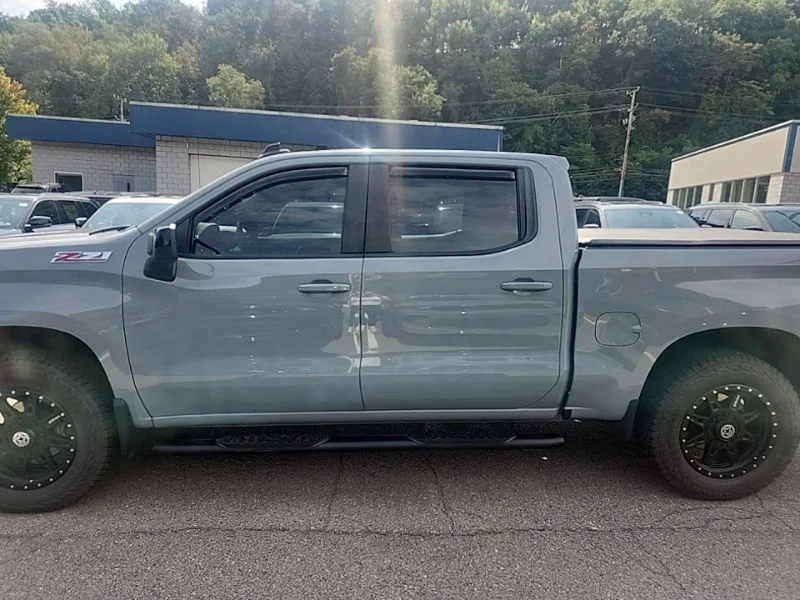 Used 2024 Gray Chevrolet RST image 4