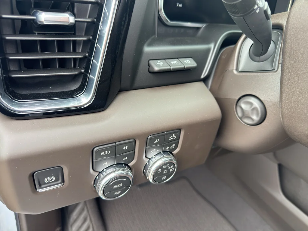 New 2026 Glacier White Tricoat GMC Denali image 21