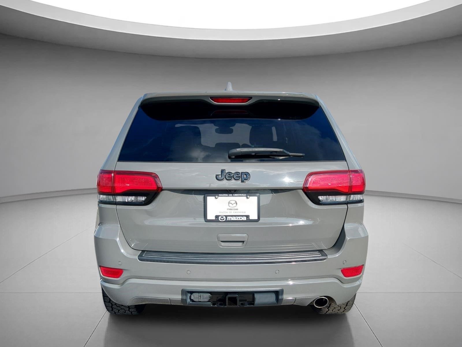 Used 2020 Sting-Gray Clearcoat Jeep Altitude image 4
