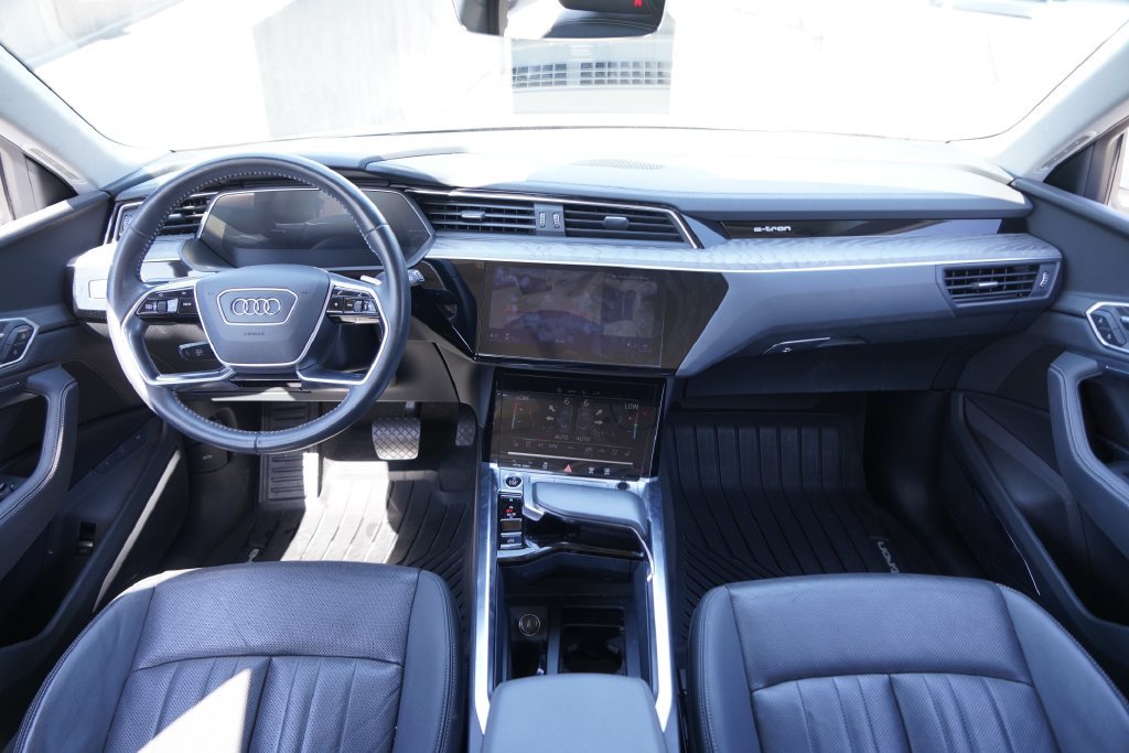 Used 2021  Audi Premium Plus image 27