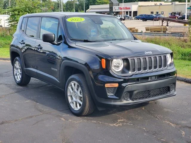 Used 2023 Jeep Renegade Latitude with VIN ZACNJDB16PPP14779 for sale in Corunna, MI