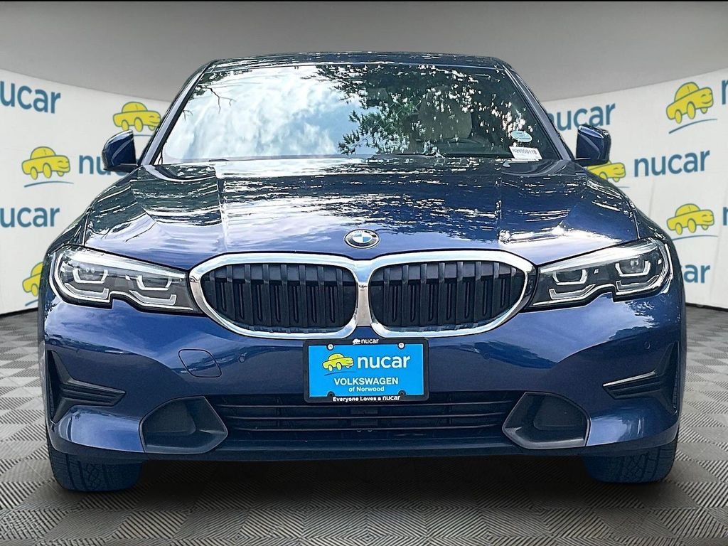 Used 2019 Blue BMW 330i xDrive image 2