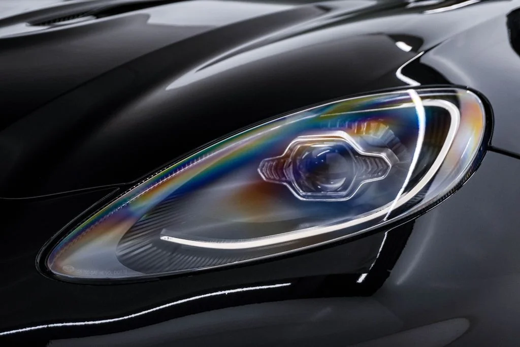 Used 2025 Q Oberon Black Aston Martin 707 image 6