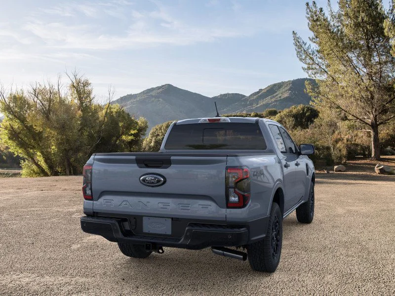 New 2025 Azure Gray Metallic Tri-coat Ford XLT image 8