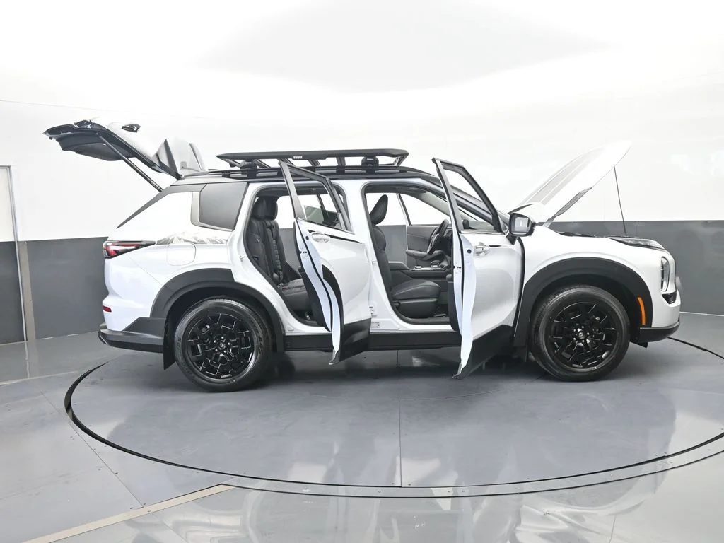 New 2026  Mitsubishi Trail Edition image 75