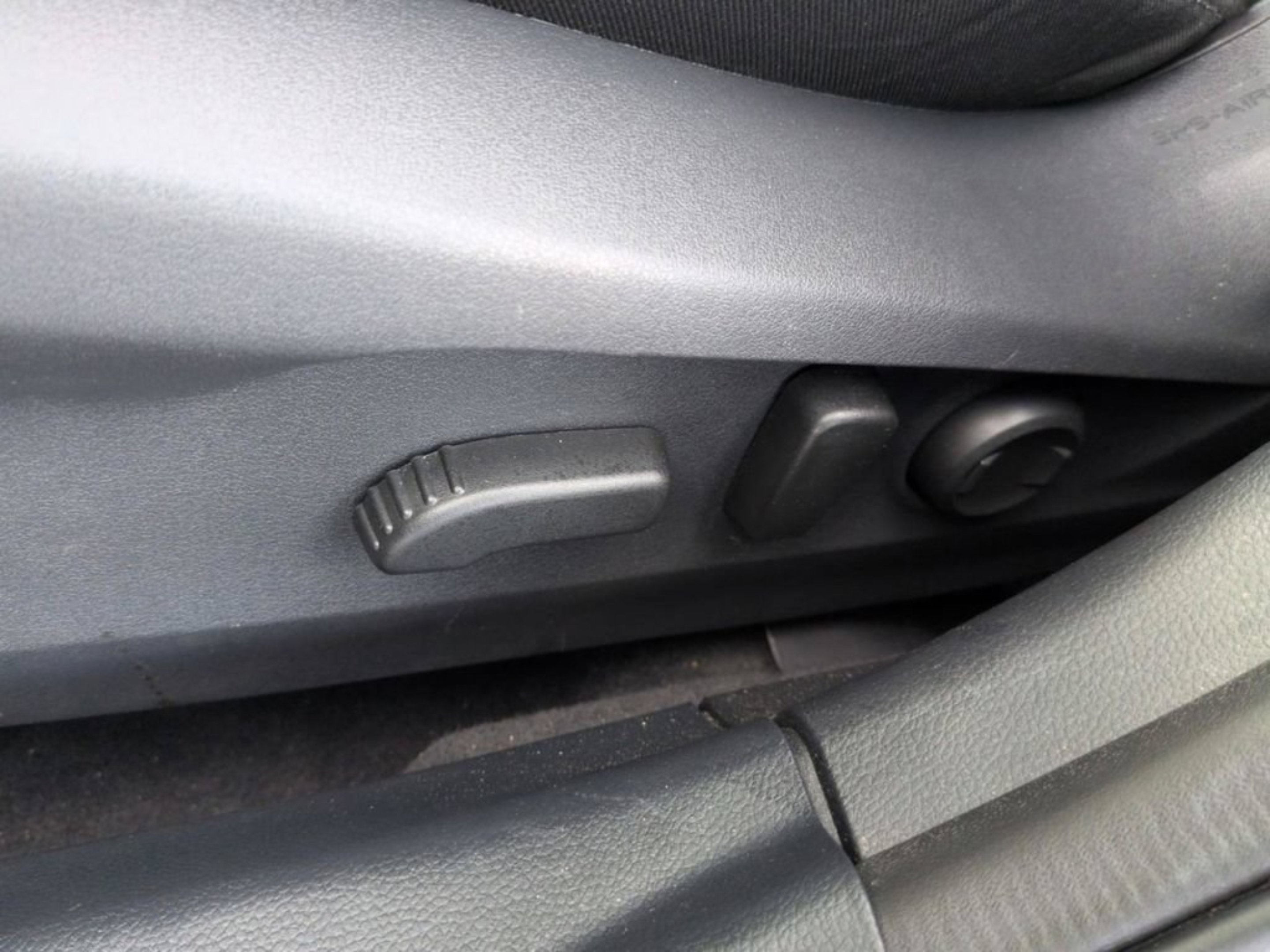 2025 Subaru Legacy Premium - Photo 17