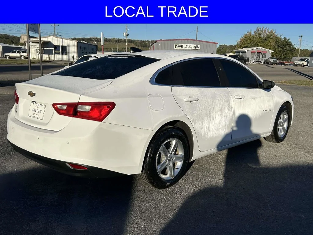 Used 2024 Summit White Chevrolet LS image 4