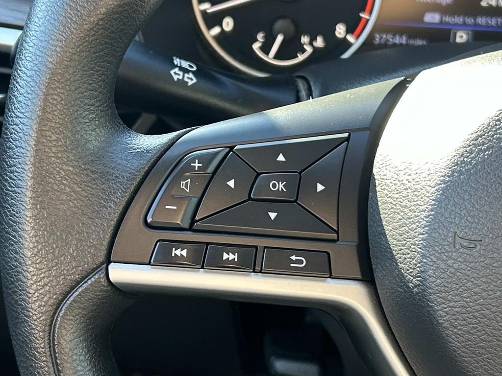 Used 2024 Black Nissan 2.5 SV image 21