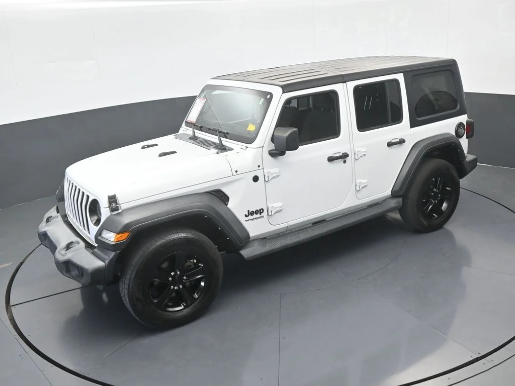 Used 2022 Bright White Clearcoat Jeep Unlimited Sport Altitude image 49