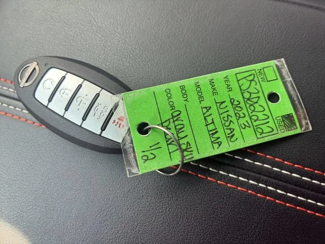 Certified Used 2023 Gray Nissan SR FWD image 18