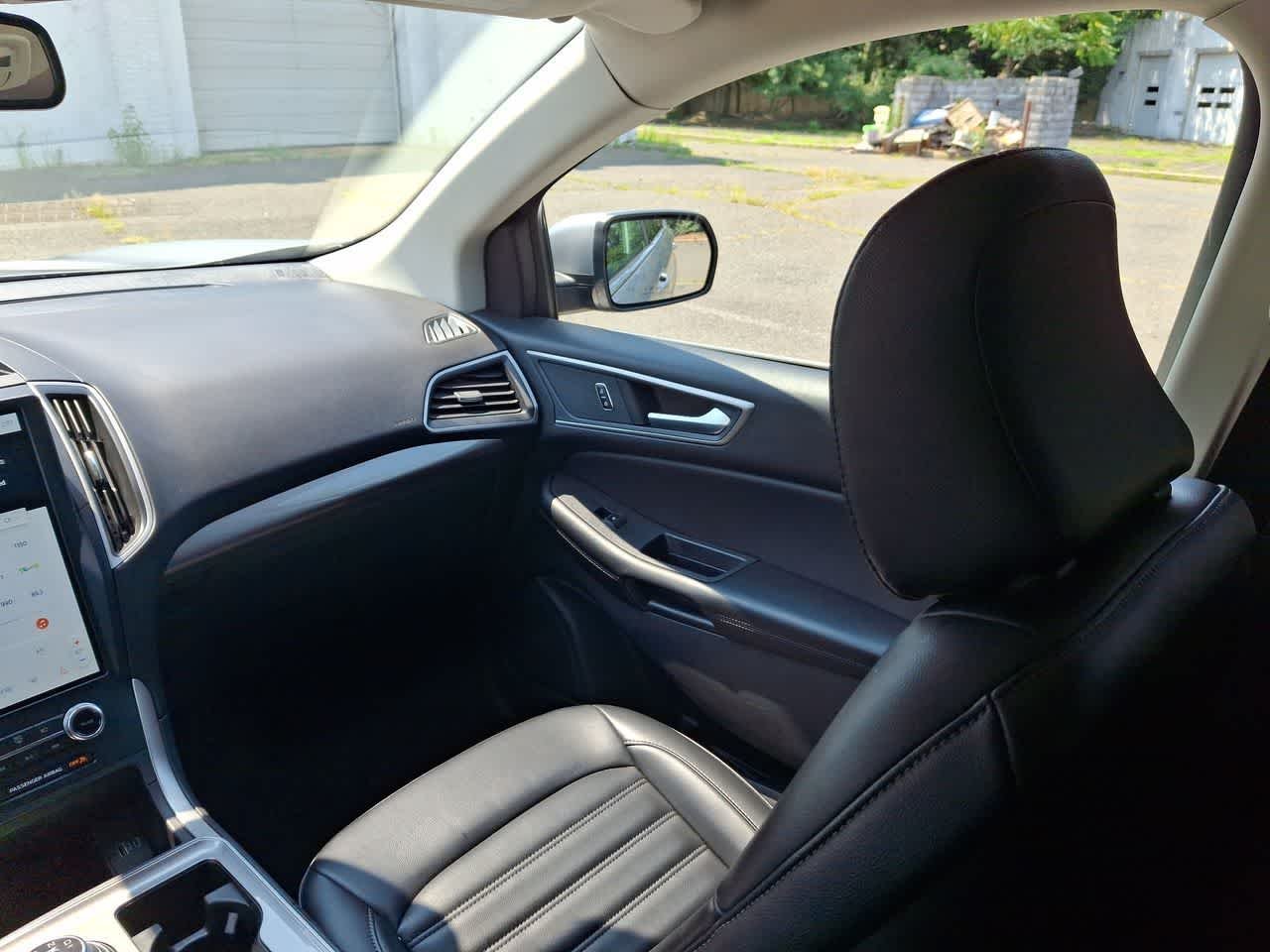 Used 2023 Iconic Silver Metallic Ford SEL image 11