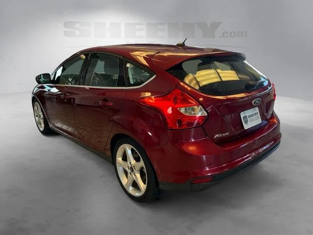 Used 2014 Ruby Red Tinted Clearcoat Ford  image 13