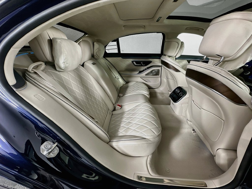 New 2027 Blue Mercedes-Benz S 580 image 28