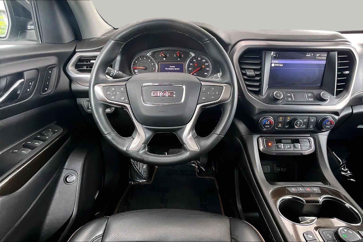 Used 2023 White Frost Tricoat GMC AT4 image 6