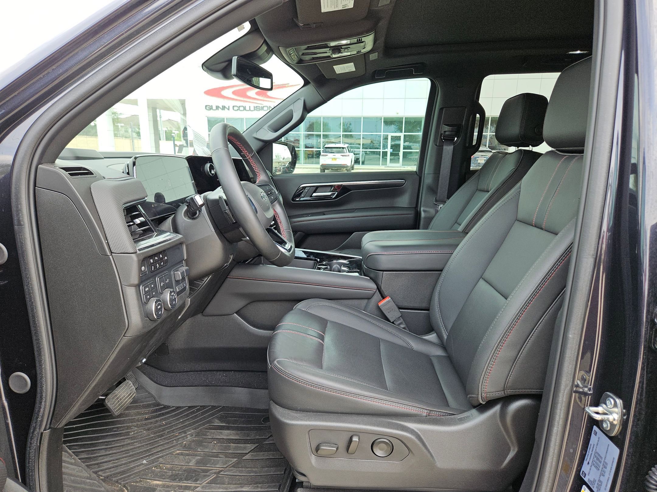 2025 Chevrolet Tahoe RST - Photo 10