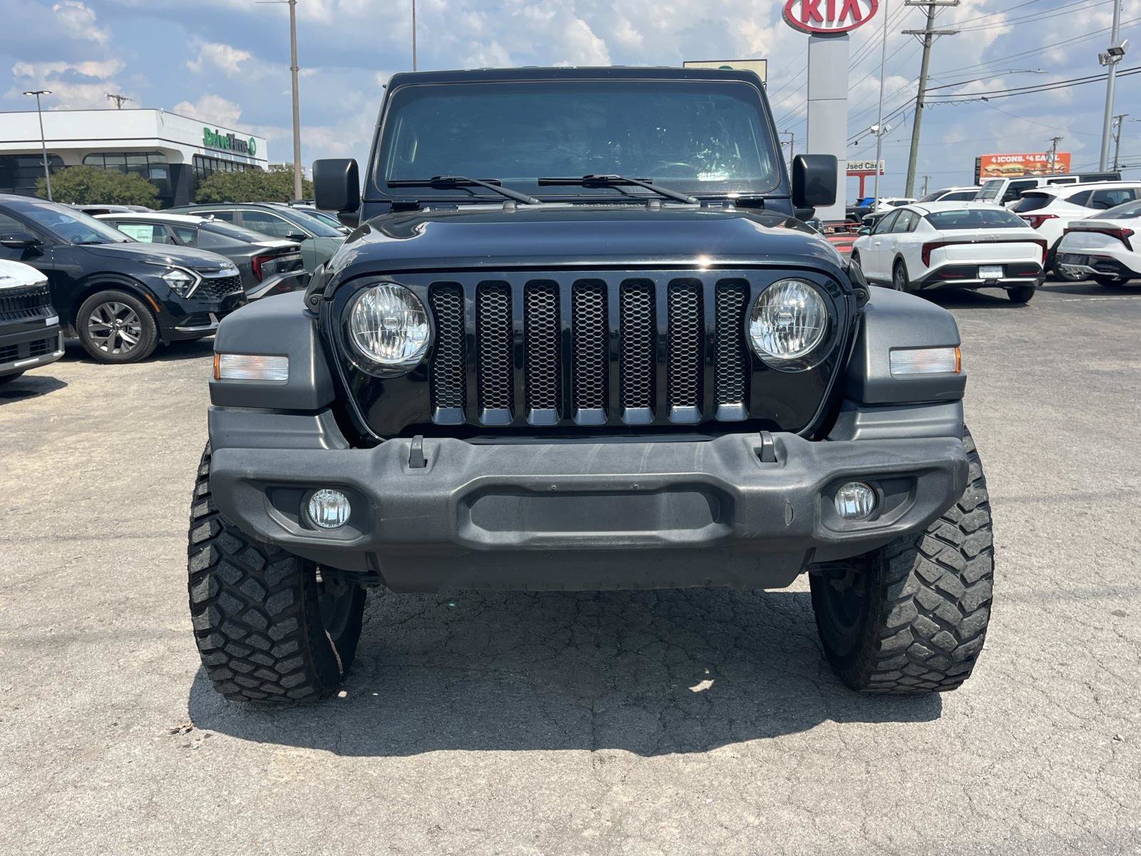 Used 2018 Black Clearcoat Jeep Sport S image 2