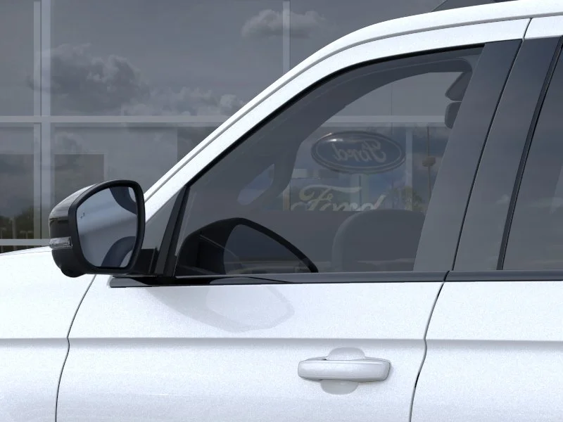 New 2026 Star White Metallic Tri-Coat Ford MAX Platinum® image 67