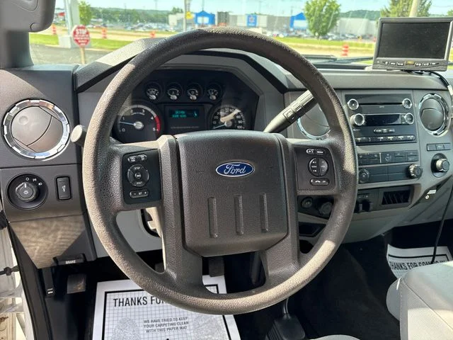 Used 2016 Oxford White Ford XLT image 18