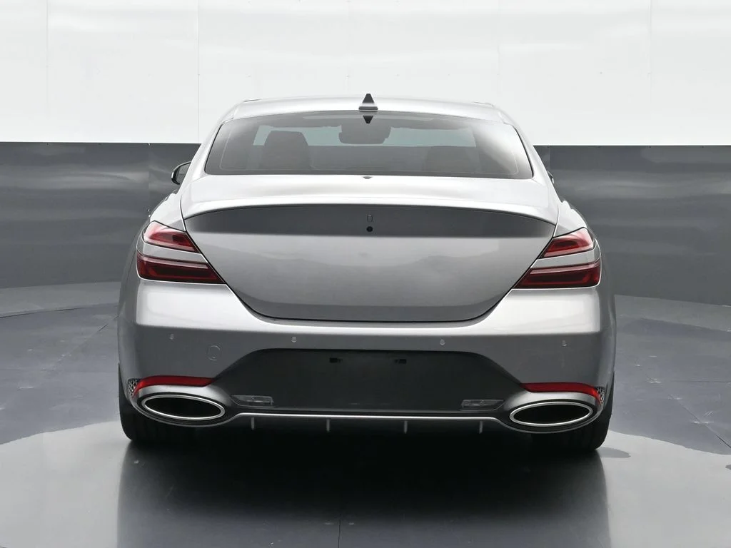 Used 2025 Silver Genesis 2.5T image 7