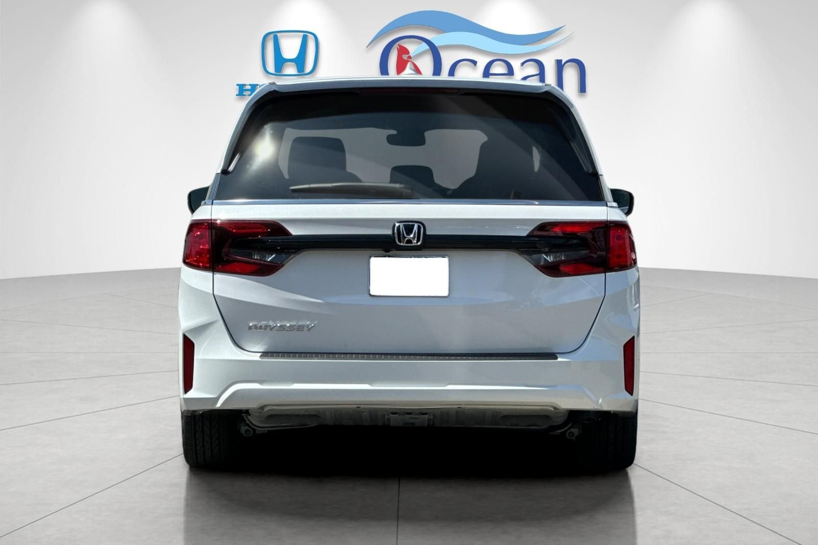 New 2026 Platinum White Pearl Honda EX-L image 4