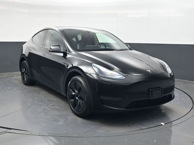 Used 2025 Tesla Model Y Long Range with VIN 7SAYGDEE5SA351758 for sale in Greensboro, NC