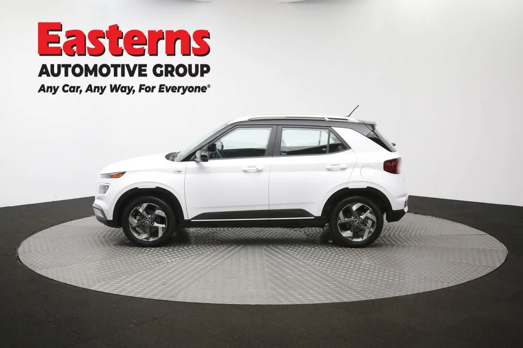 Used 2025 White Hyundai Limited image 59
