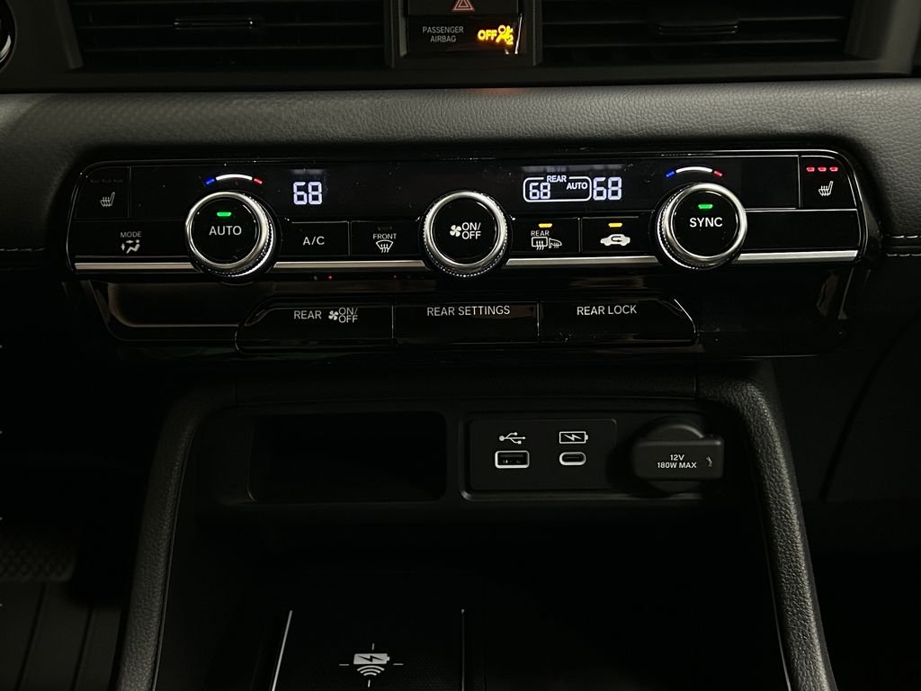 2025 Honda Pilot Touring+ - Photo 20