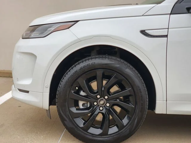 Used 2025 White Land Rover S image 9